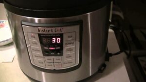 which instant pot to buy